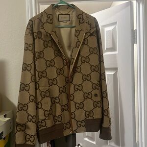Gucci jacket size 52 excellent condition 100 percent authentic